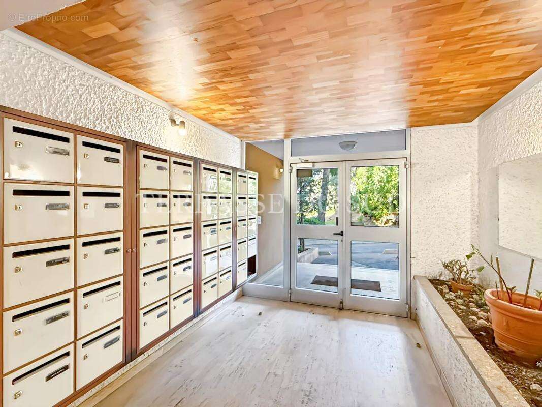 Appartement à MARSEILLE-13E