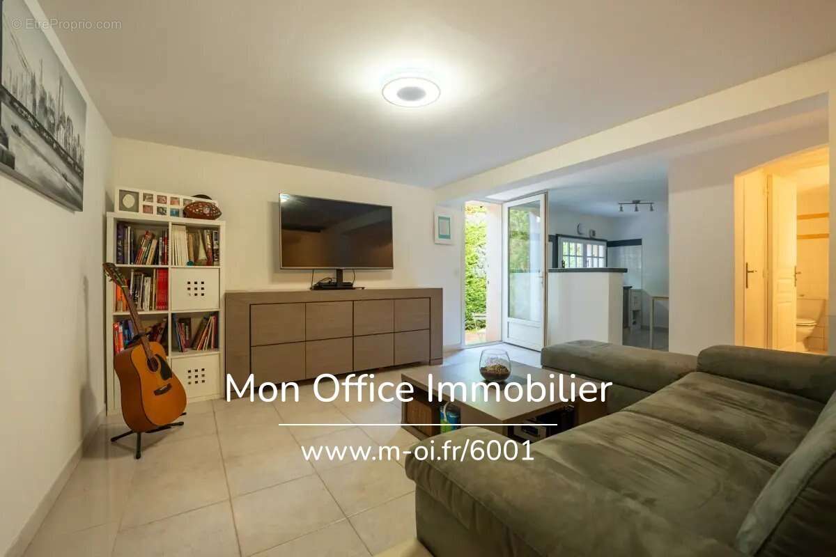 Maison à SAINT-MARC-JAUMEGARDE