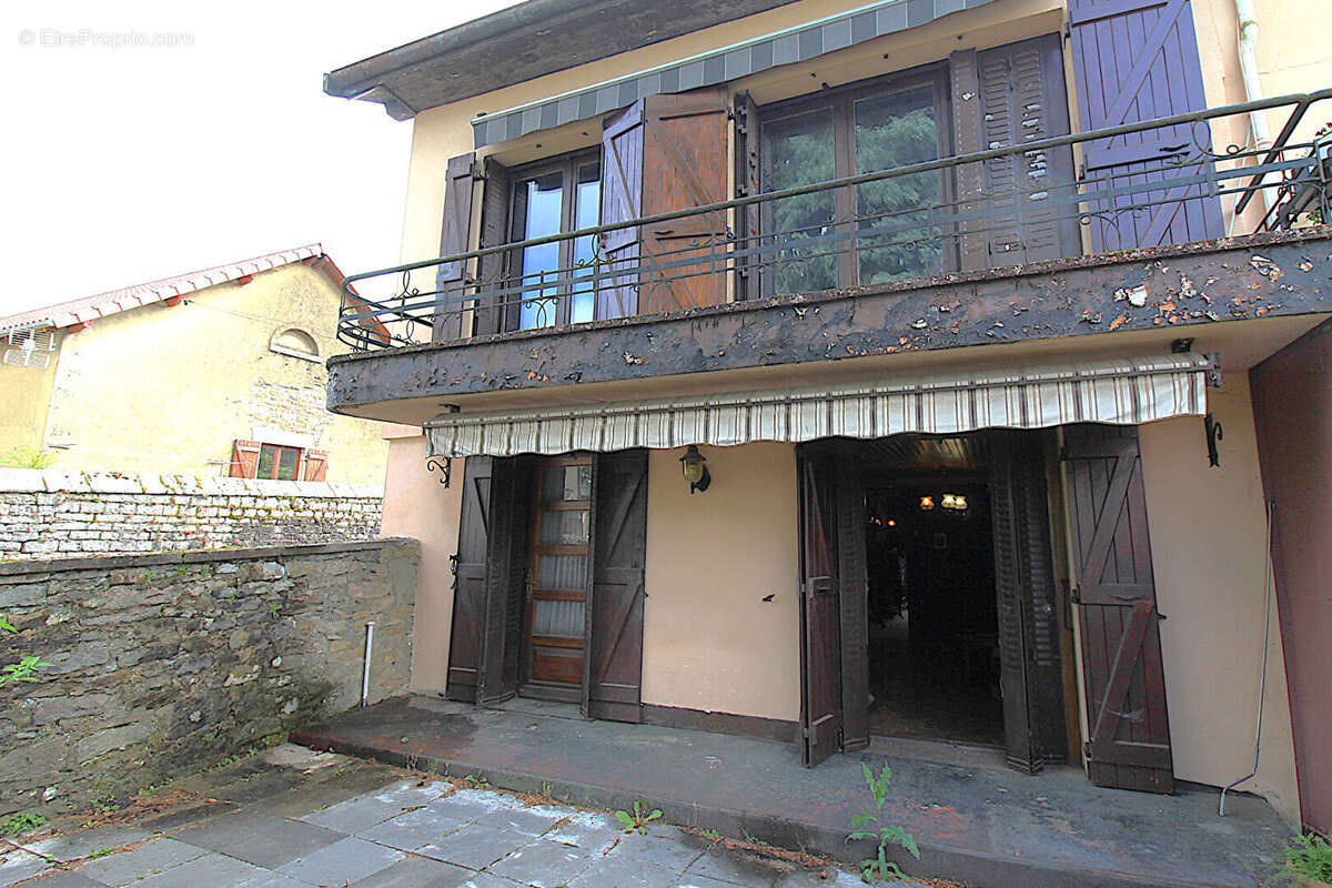 Maison à SAINT-AMOUR