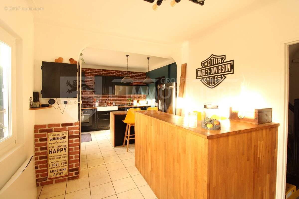 Maison à BONNIERES-SUR-SEINE