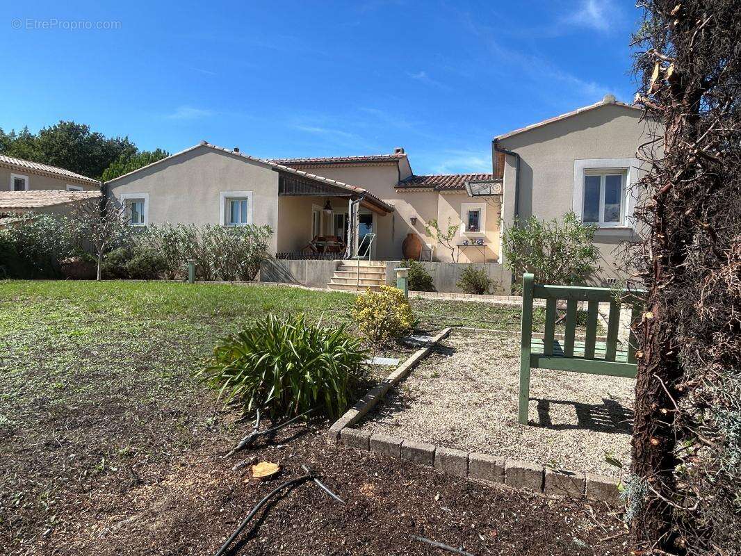 Maison à VAISON-LA-ROMAINE