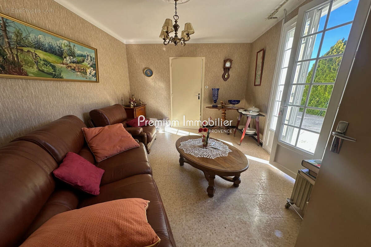 Maison à VENELLES