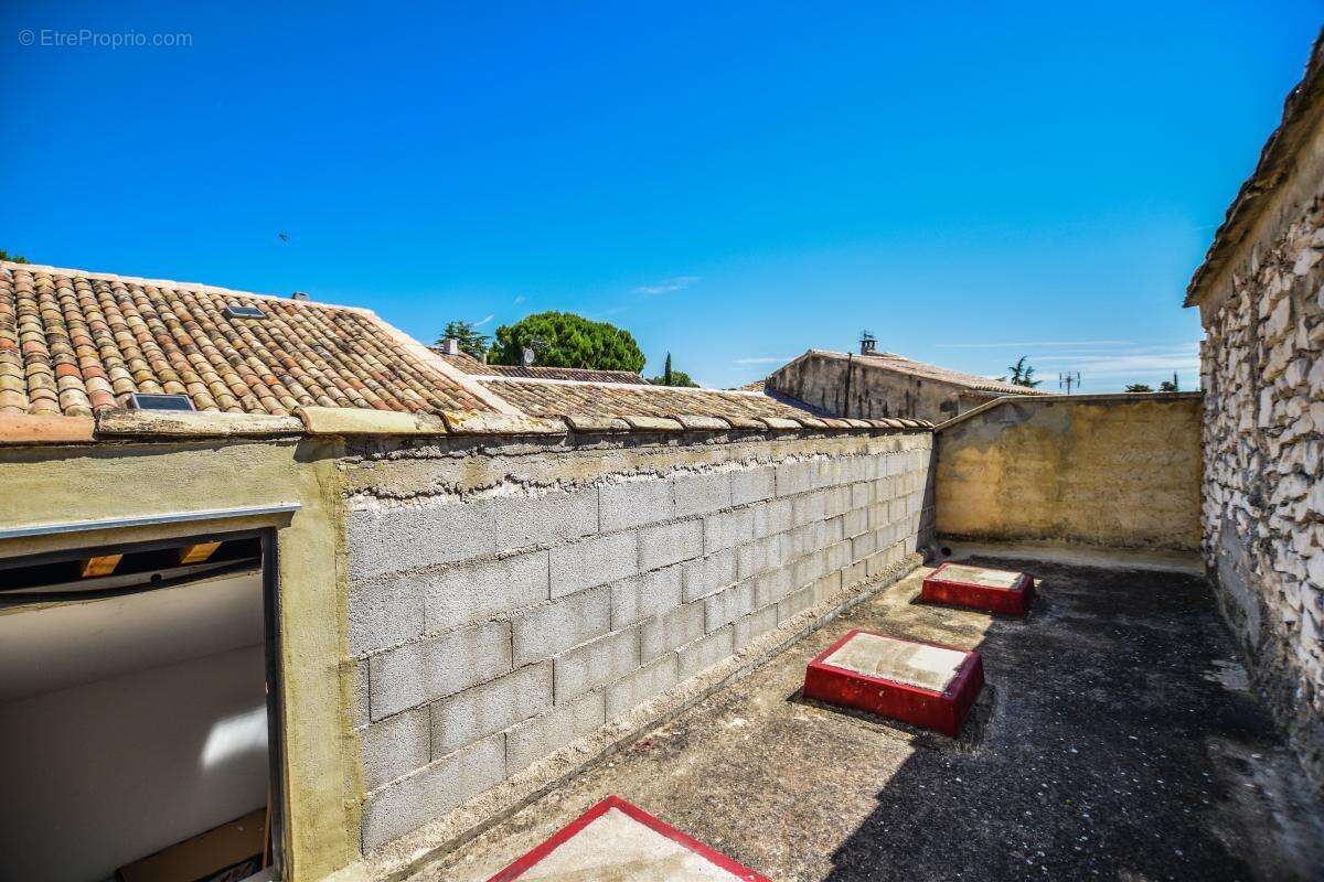 Maison de village rénovée, DPE B et potentiel unique d'espace supplémentaire d'environ 130 m² - photo 14