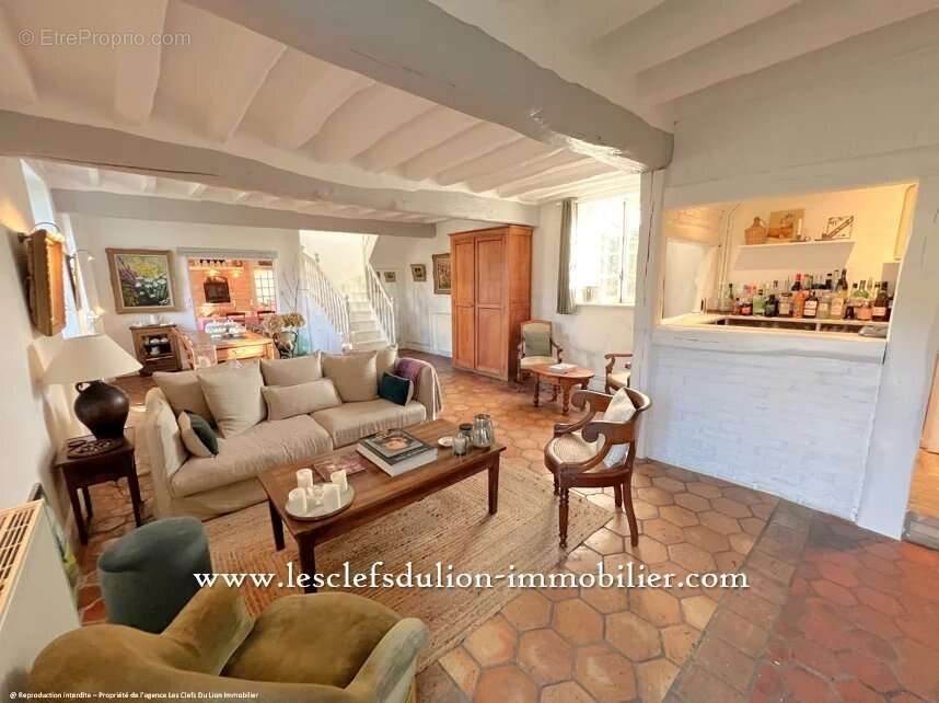 Maison à ECUELLES