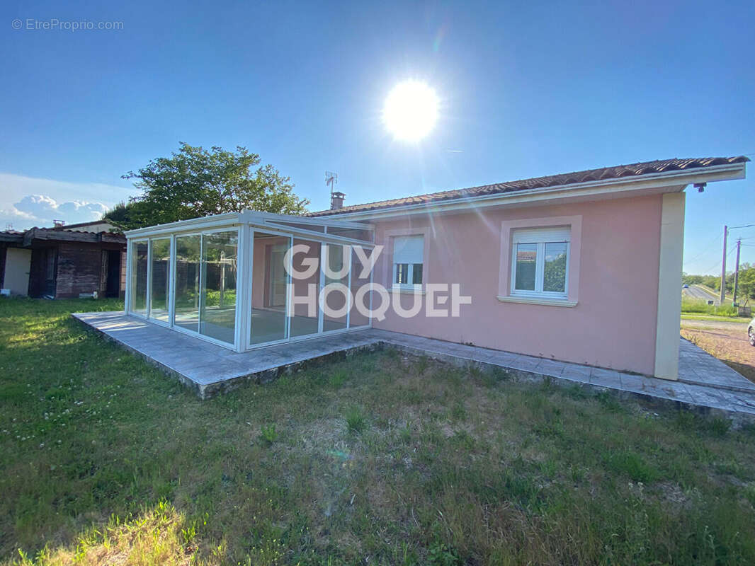 Maison à SAINT-DENIS-DE-PILE