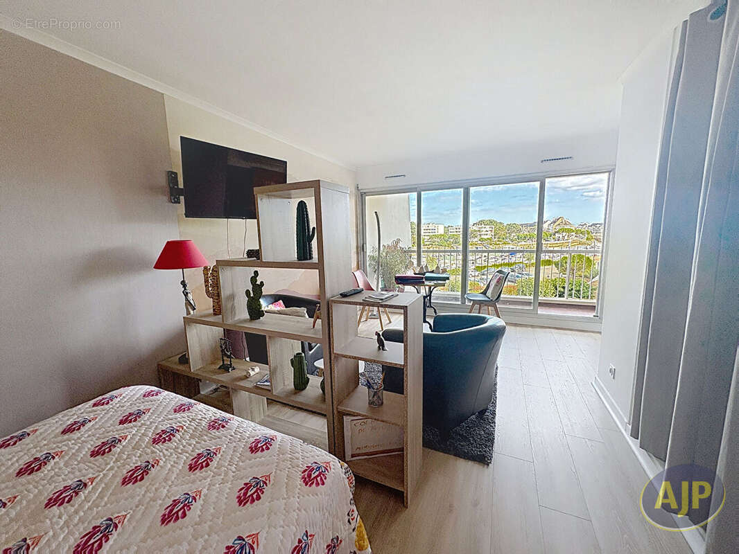 Appartement à LE POULIGUEN