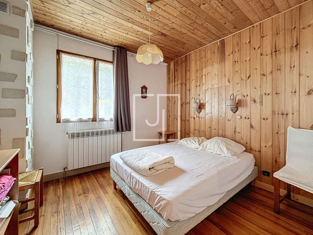 Maison à LA CONDAMINE-CHATELARD