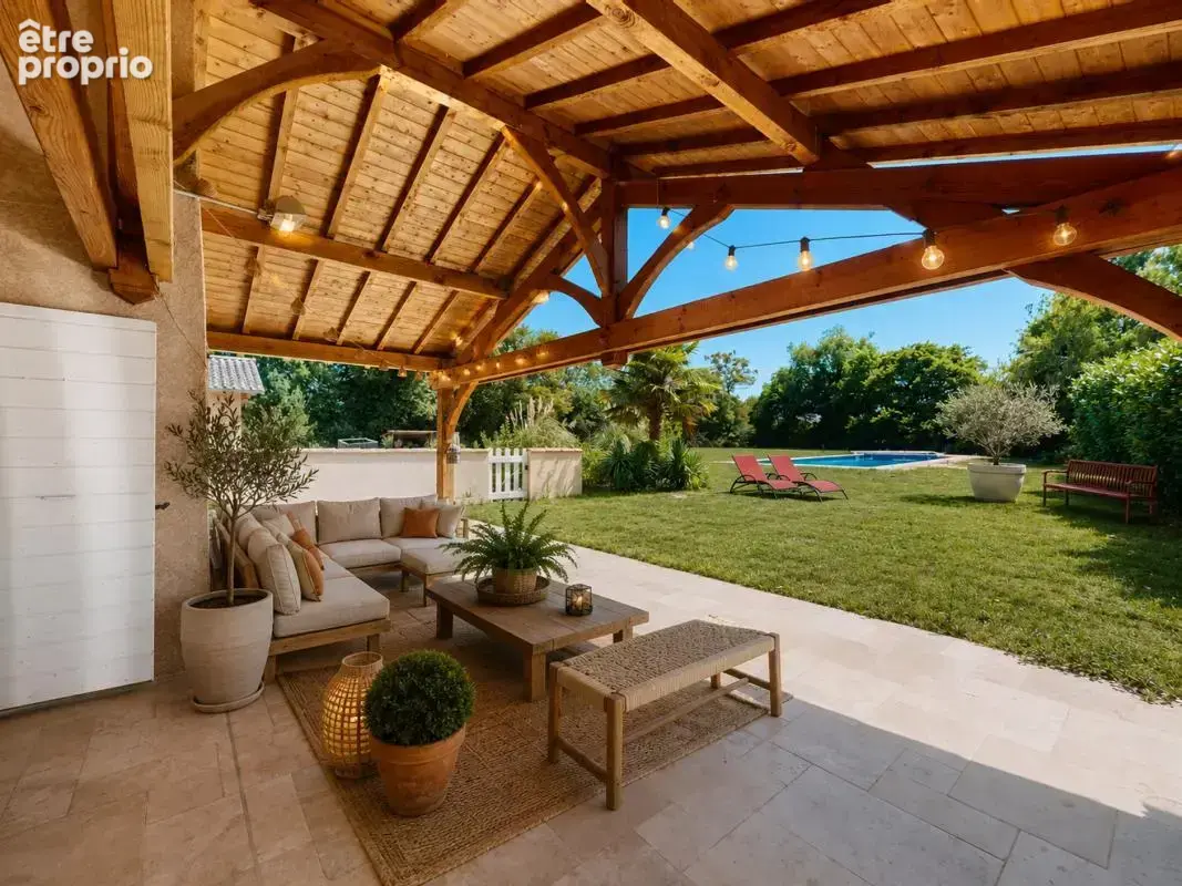 Maison 171 m² à Saint-Jean-De-Thurigneux  - photo 13