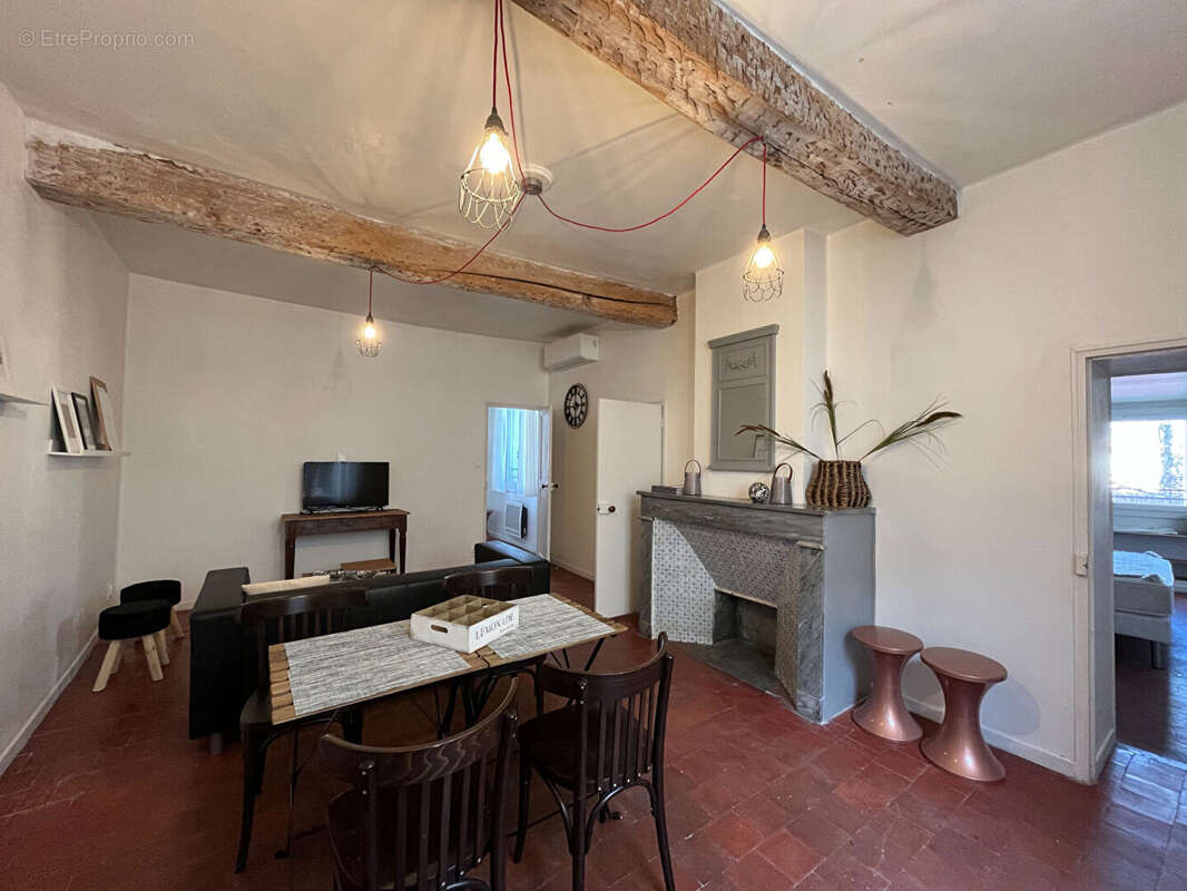 Appartement à L'ISLE-SUR-LA-SORGUE