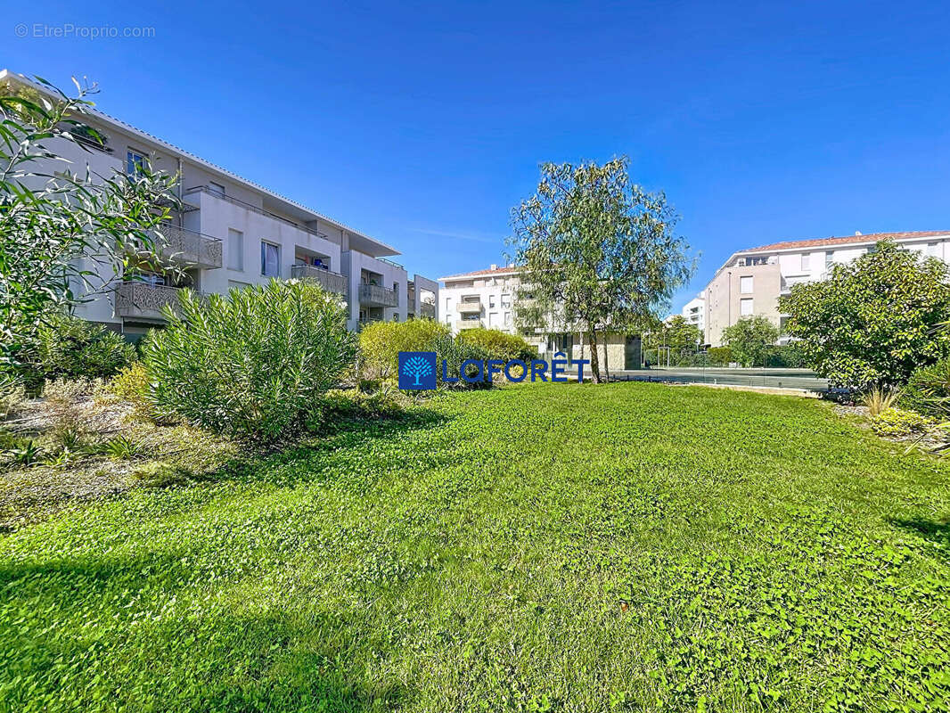 Appartement à HYERES