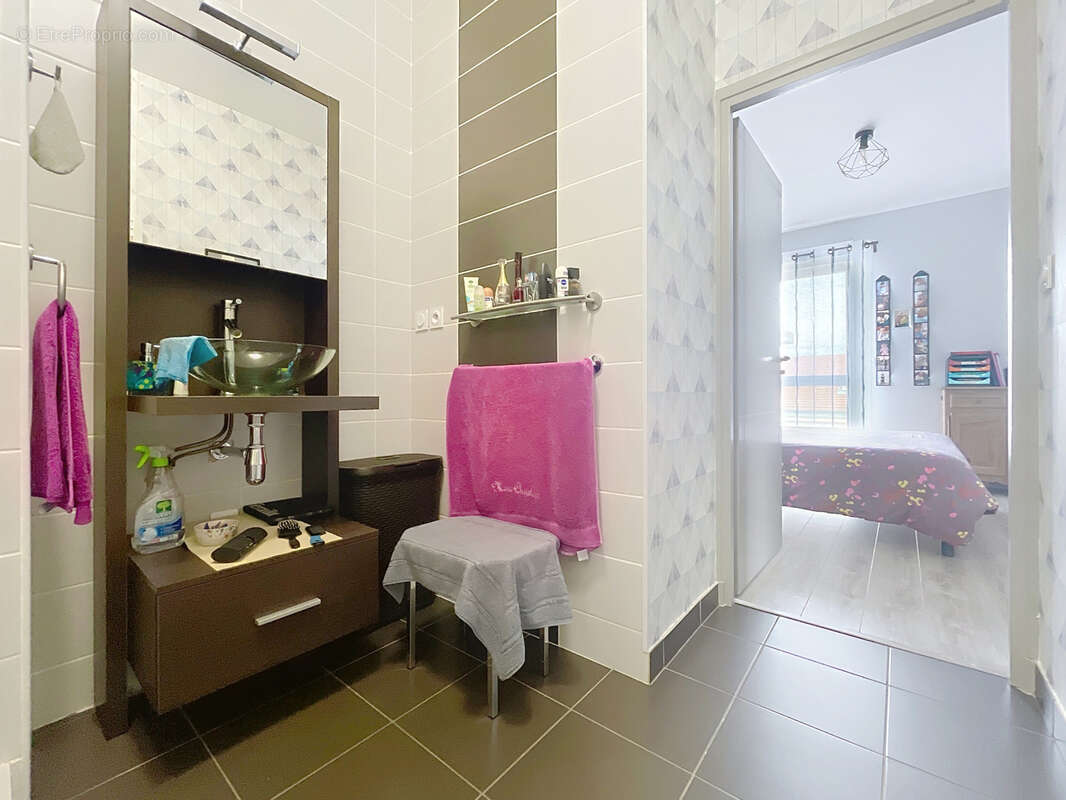 Appartement à SAINT-ETIENNE