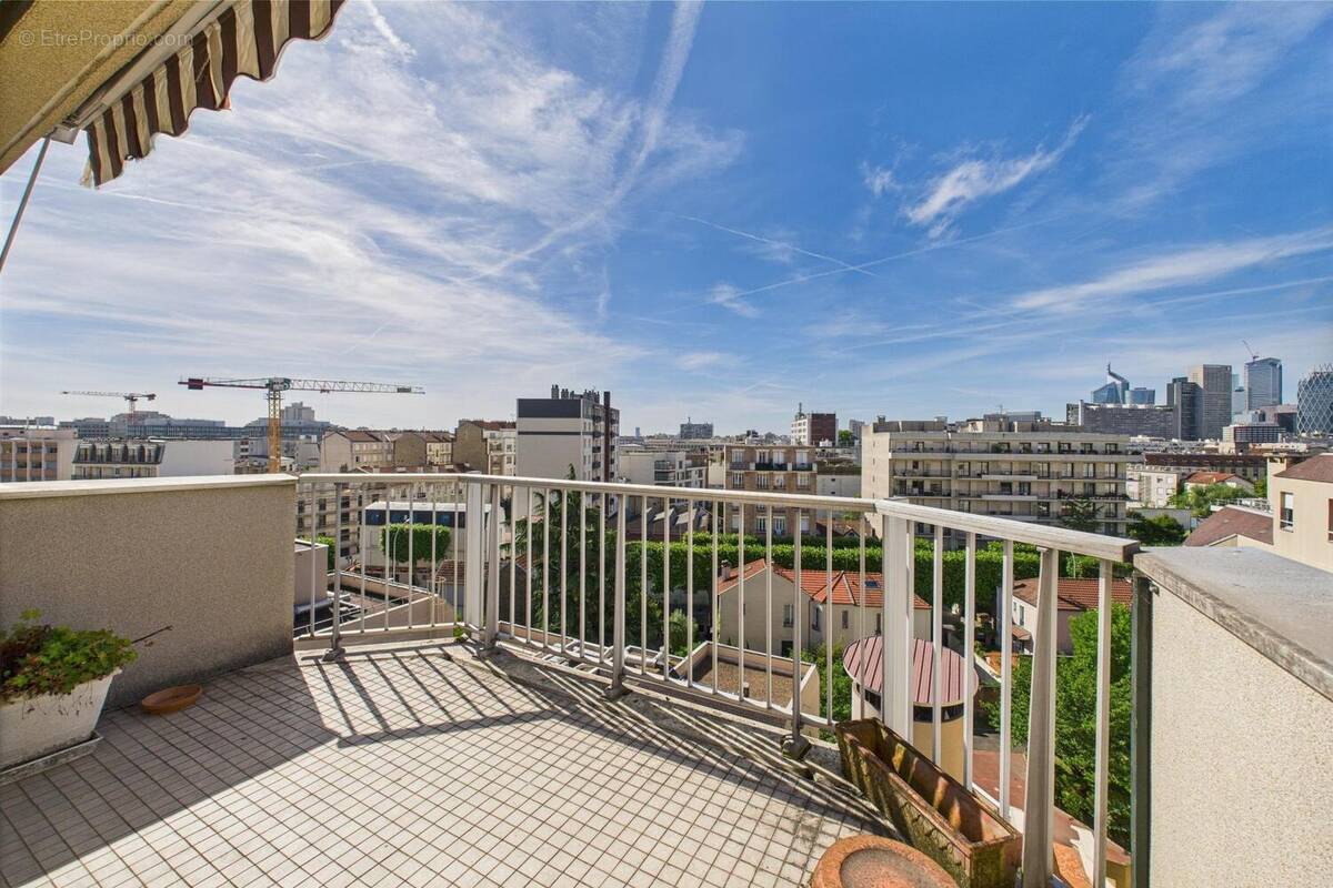 Photo 1 - Appartement à COURBEVOIE