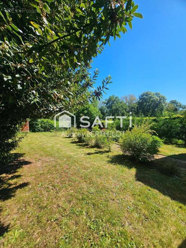Maison 61 m² à Subligny  - photo 7