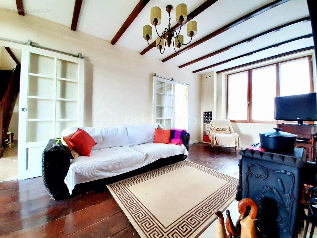 Maison à SAINT-CHRISTOPHE