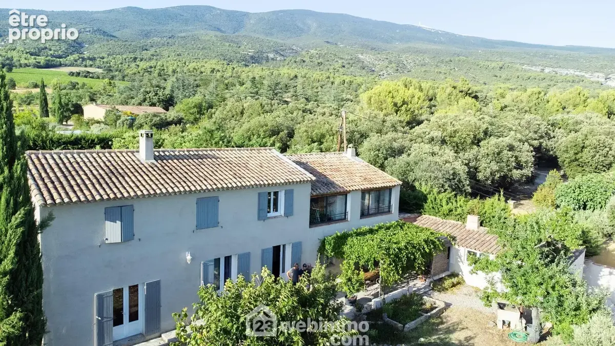 MAS VUE SUR LE VENTOUX
