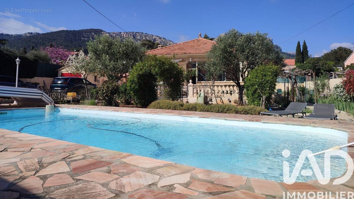 Photo 1 - Maison à TOULON