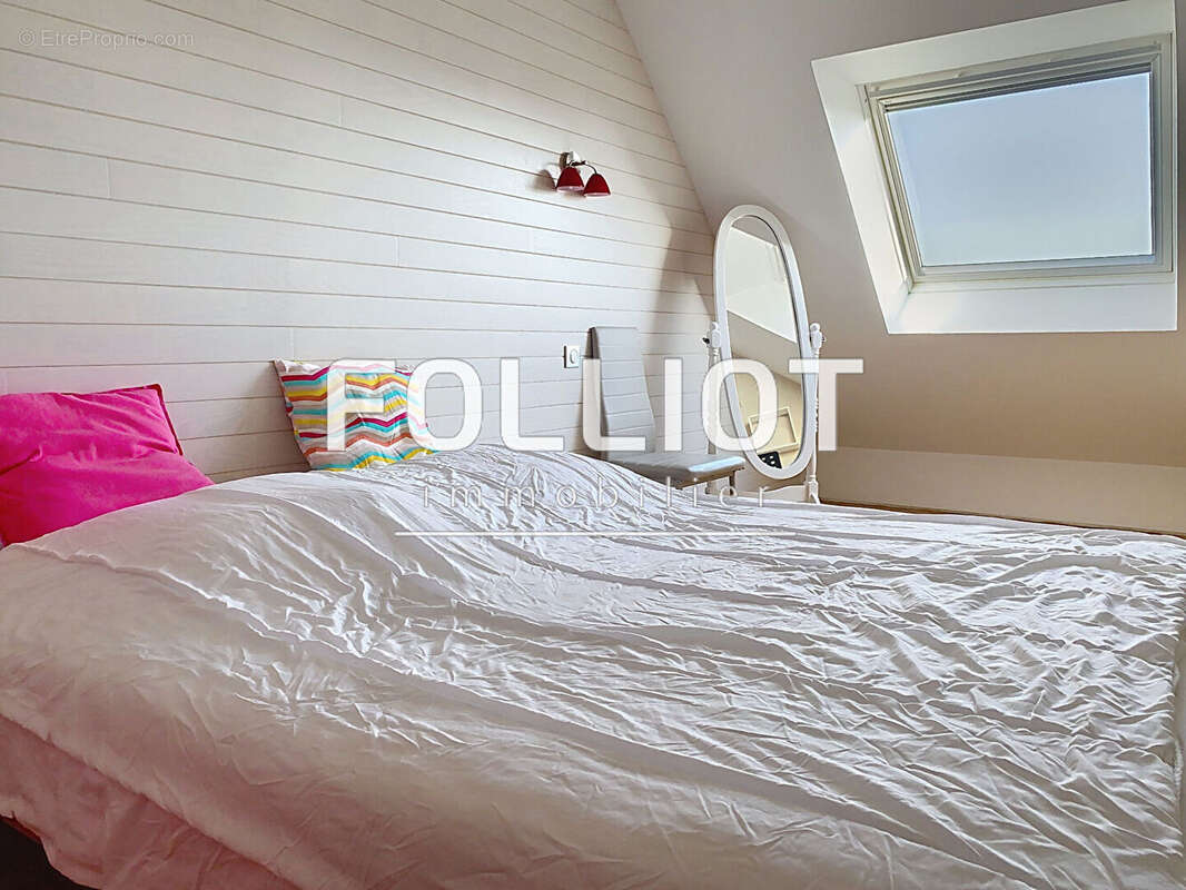 Maison à AGON-COUTAINVILLE