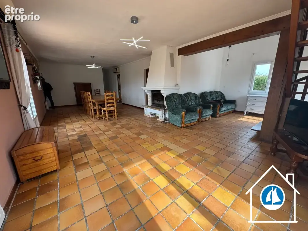 Maison 205 m² à La Cambe  - photo 7