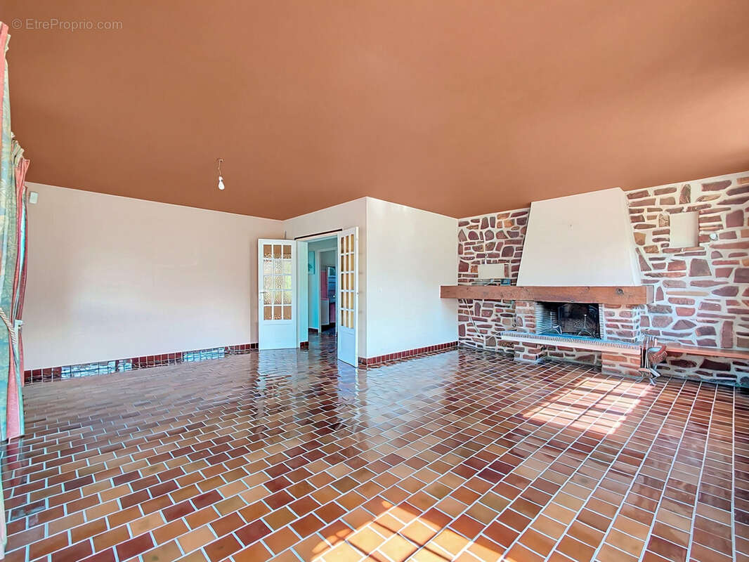 Maison à OUISTREHAM