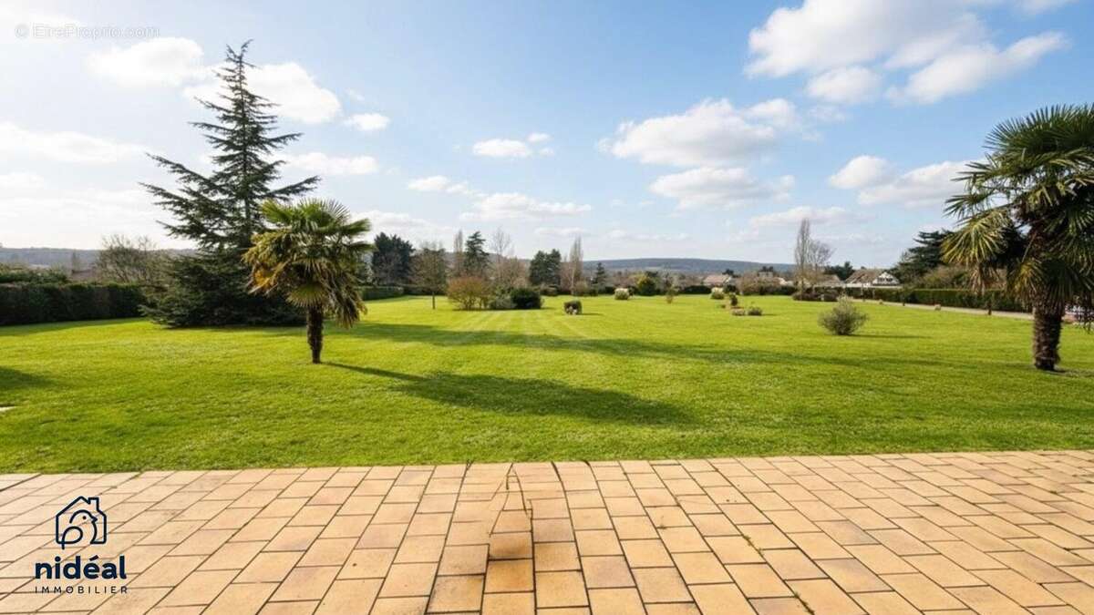 Maison à AUTHEUIL-AUTHOUILLET