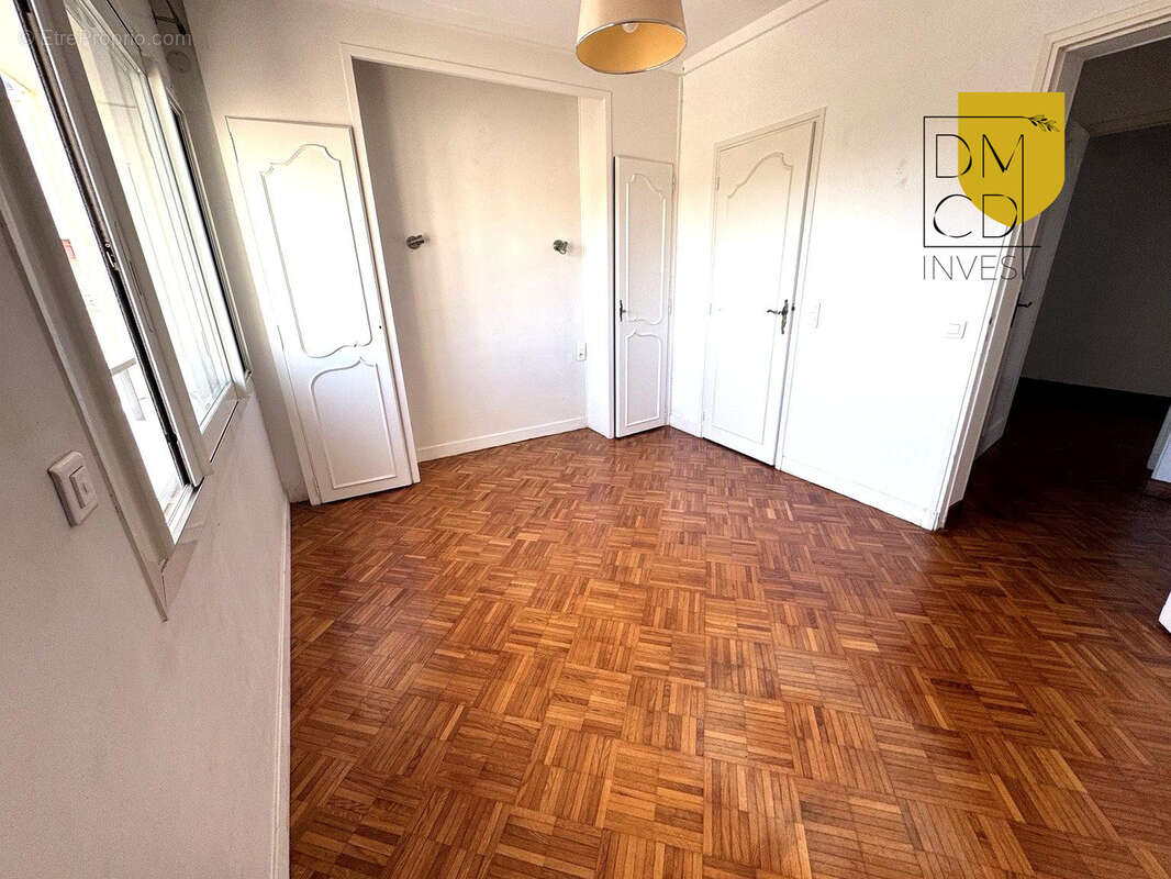 Prado Borély   Appartement T4 de standing avec terrasse et vue mer - photo 13
