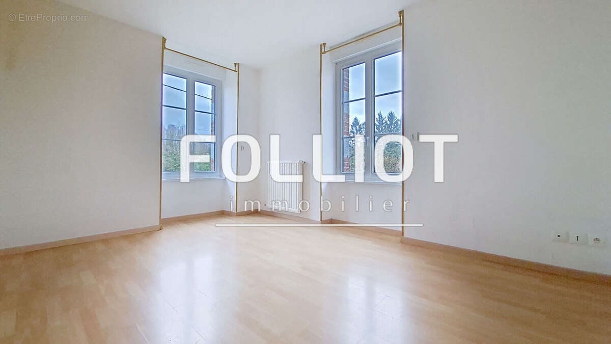 Maison à BOURGUENOLLES