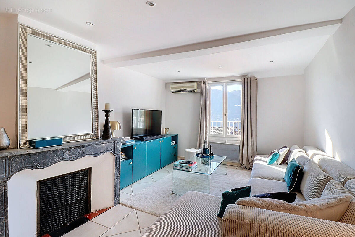 Appartement à BARGEMON