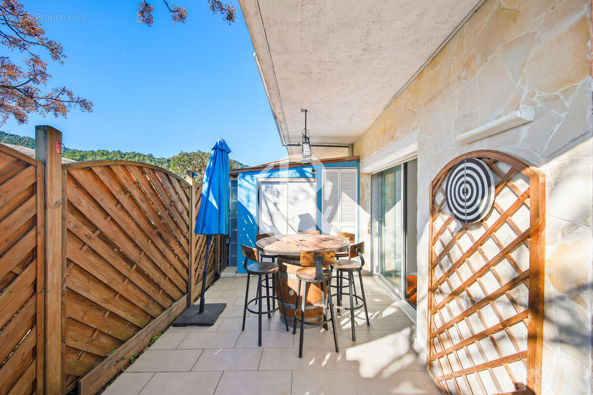 Appartement à HYERES