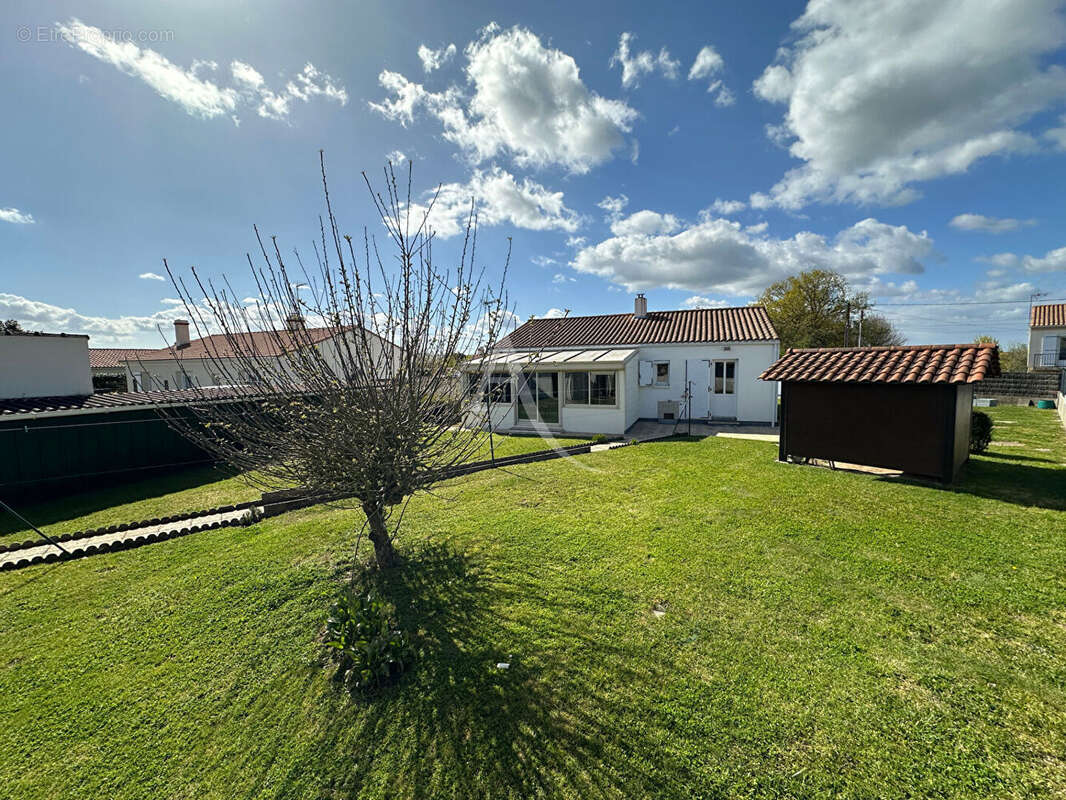 Maison à AIZENAY