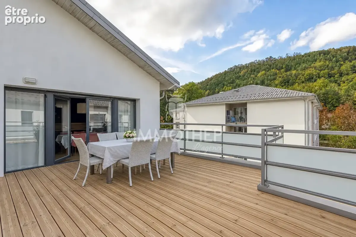 Photo Appartement à Vaulnaveys-Le-Haut au prix de 349 000€