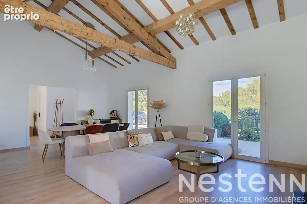 A VENDRE - Maison Vidauban 122 M² , 4 chambres, piscine, grand garage . - photo 4
