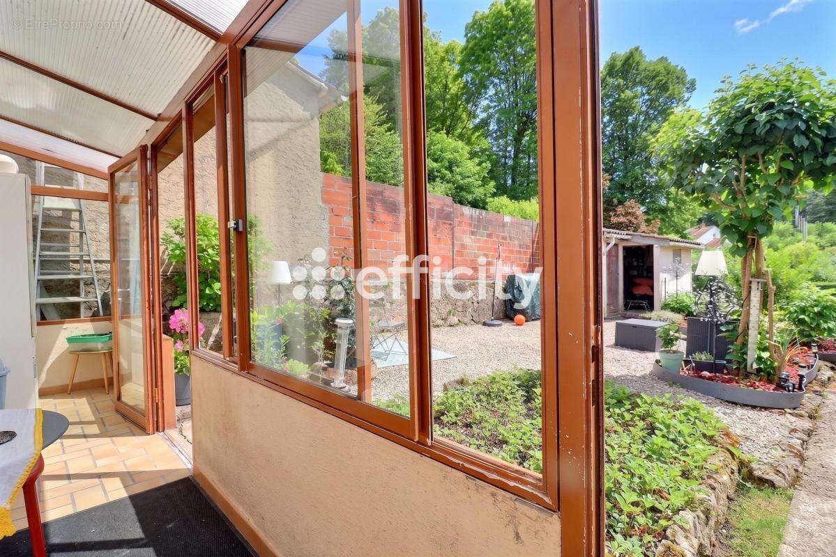 Maison à COUPVRAY