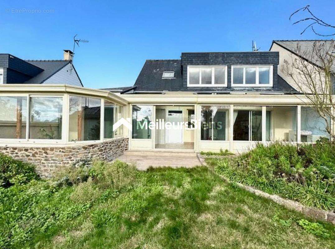 Maison à ETABLES-SUR-MER