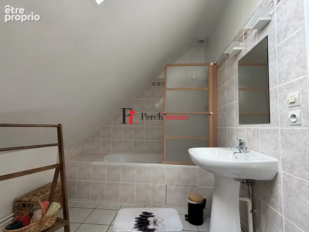 Maison 5 pièces 116 m² à vendre à Mortagne-Au-Perche (61400) - photo 9