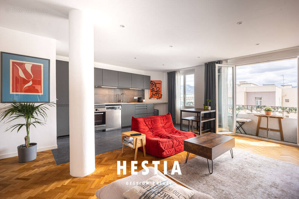 Appartement à MARSEILLE-8E