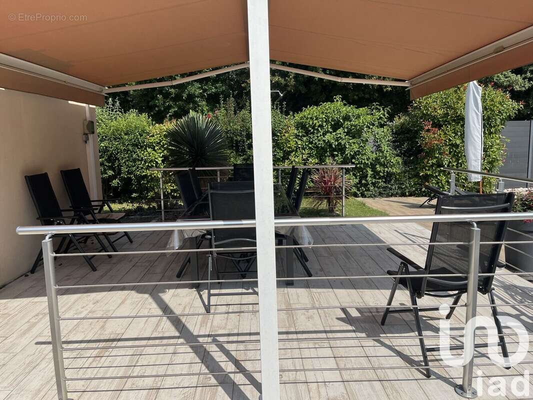 Photo 2 - Maison à SAINT-ROMAIN-DE-BENET