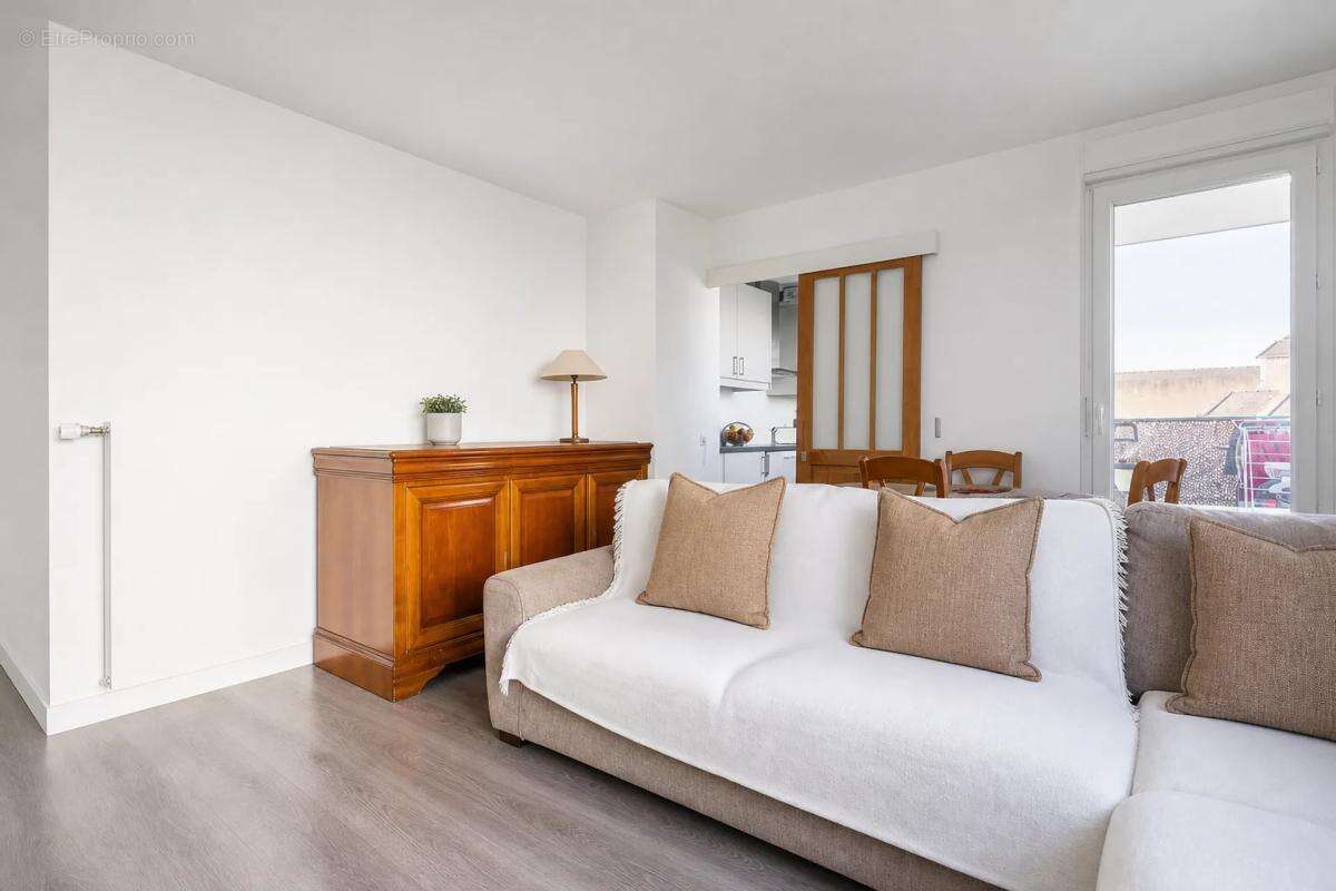 Appartement 3 pièces de 62 m2 en vente à Neuilly-sur-Marne - Idéal pour primo accédant ou petits ménages - photo 3