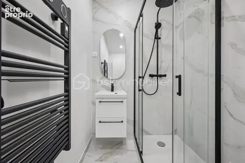 Bel appartement f3 entièrement rénové tres bien situe en plein centre ville - photo 12