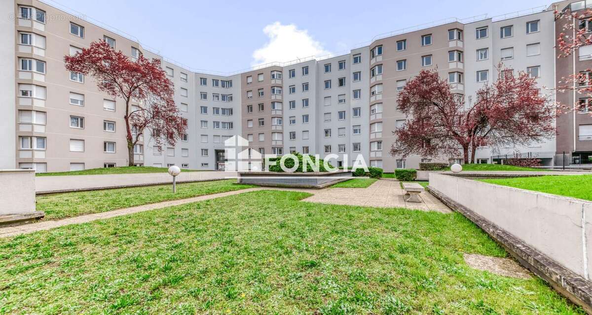 Appartement à LYON-7E