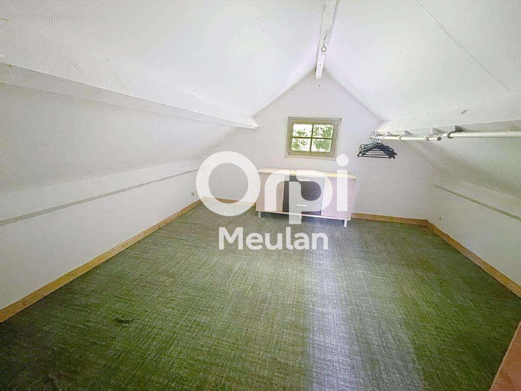 Appartement à SERAINCOURT