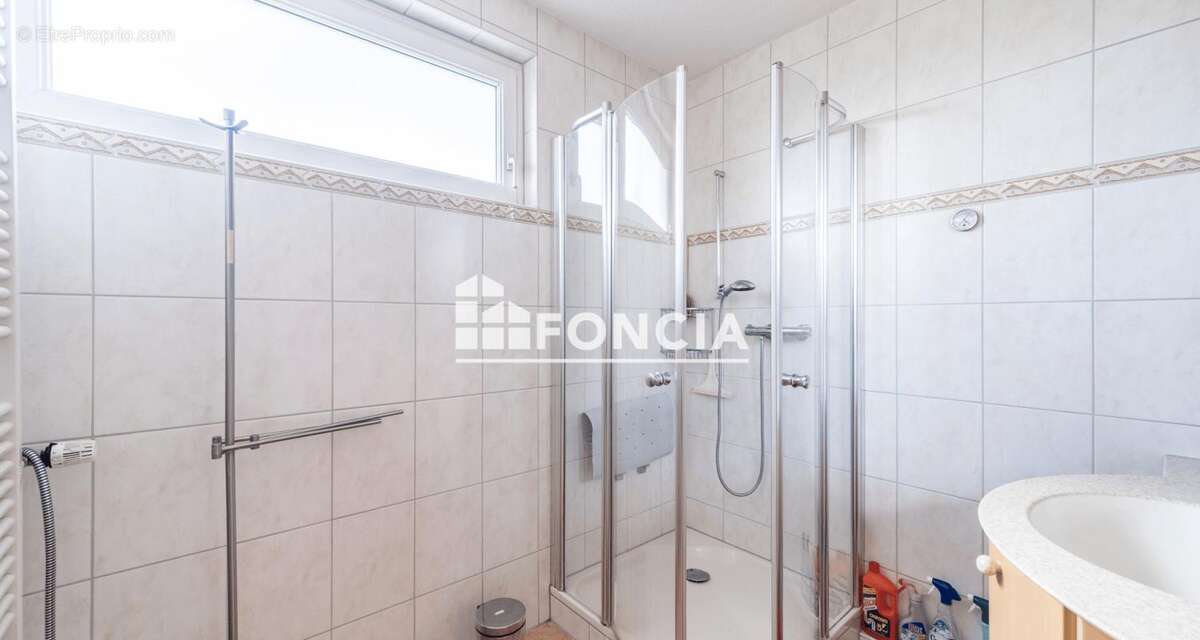 Spacieux 4 pièces de 102 m² avec garage dans résidence standing avec concierge - Hauteurs de Riedisheim - photo 9