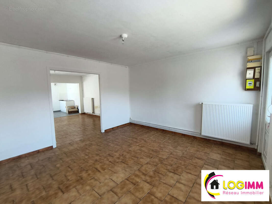 Maison 63 m² à Bruay-Sur-L'escaut  - photo 2