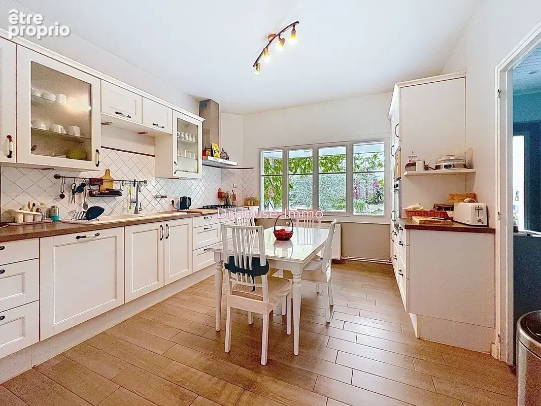 Maison 7 pièces 206 m² à vendre à Gond-Pontouvre (16160) - photo 4