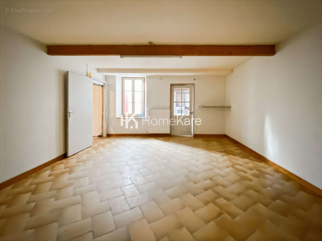 Maison à GIRONDE-SUR-DROPT