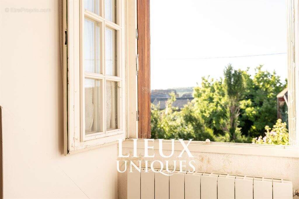Lieux uniques ® x propriétés privées propose ancien couvent de 173 m² sur un terrain de 1.600 m² - a - photo 2