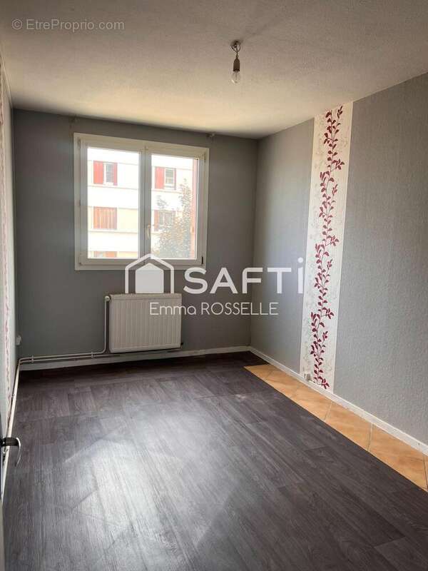 Appartement 64 m² à Saint-Andre-Les-Vergers  - photo 4