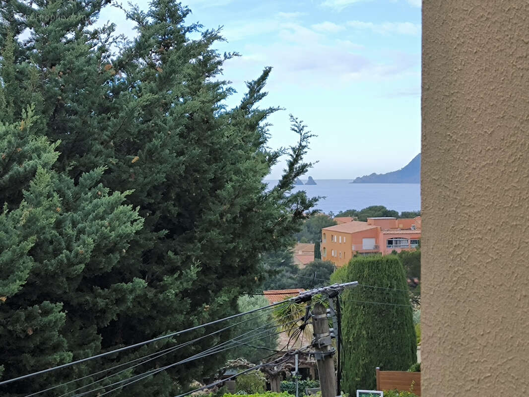 Appartement à SAINT-MANDRIER-SUR-MER