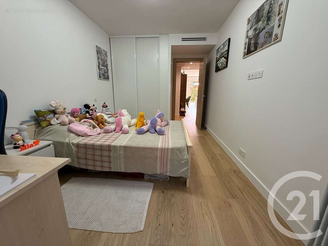 Appartement à ROQUEBRUNE-CAP-MARTIN