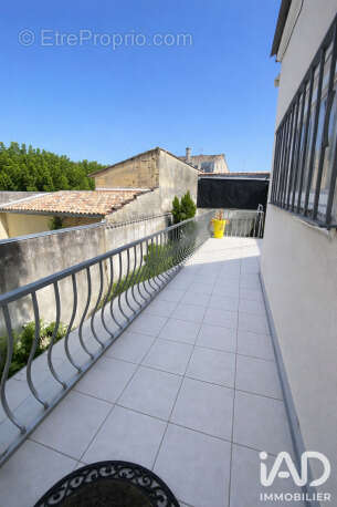 Appartement 280 m² à Libourne  - photo 4
