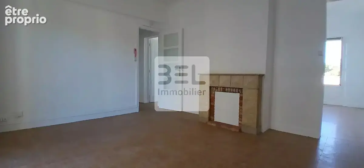 Appartement T3 avec balcon, cave et parking - photo 4